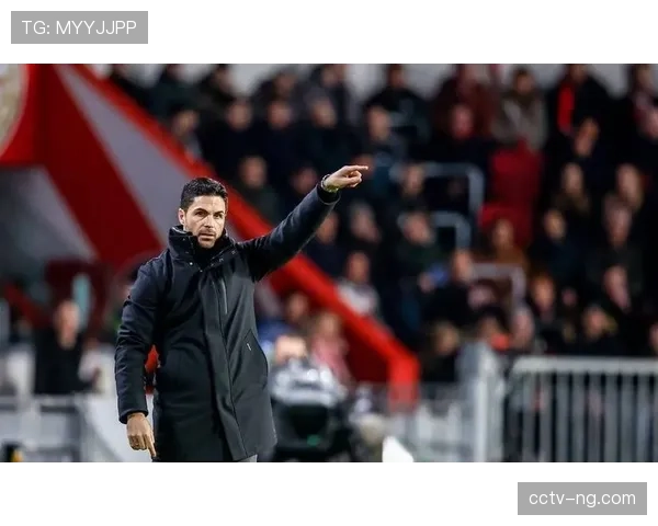 深度战术:阿尔特塔如何用津琴科内收战术,改善阿森纳后场出球效率