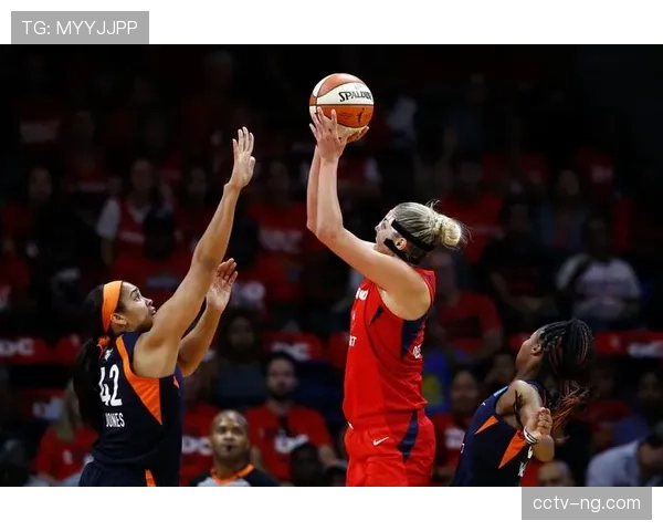 前MVP蒂娜·查尔斯以一份老将底薪合同回归华盛顿神秘人