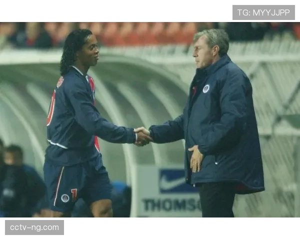 小罗巴黎夜店风波纪录片上线，揭示20年前与主帅费尔南德斯恩怨